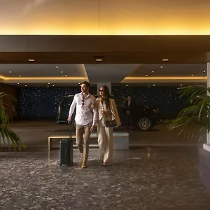 the-ritz-carlton-residences-waikiki-beach.hotelsinhawaii.org/